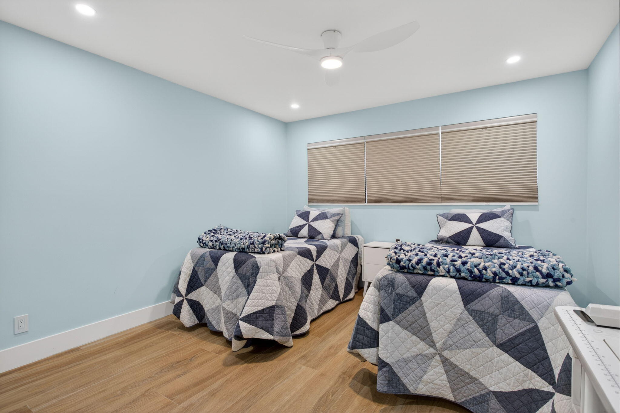 NO 3 PALM-AIRE AT CORAL KEY - Residential
