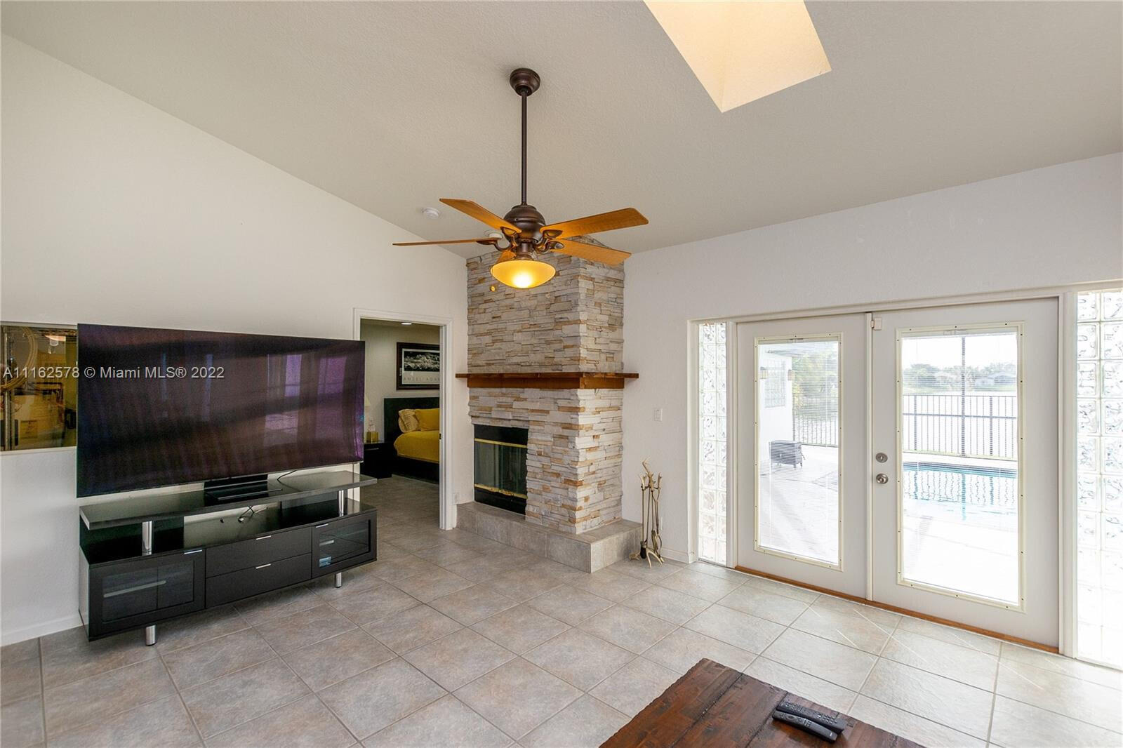 COUNTRY LANDING SEC 2 - Residential Lease