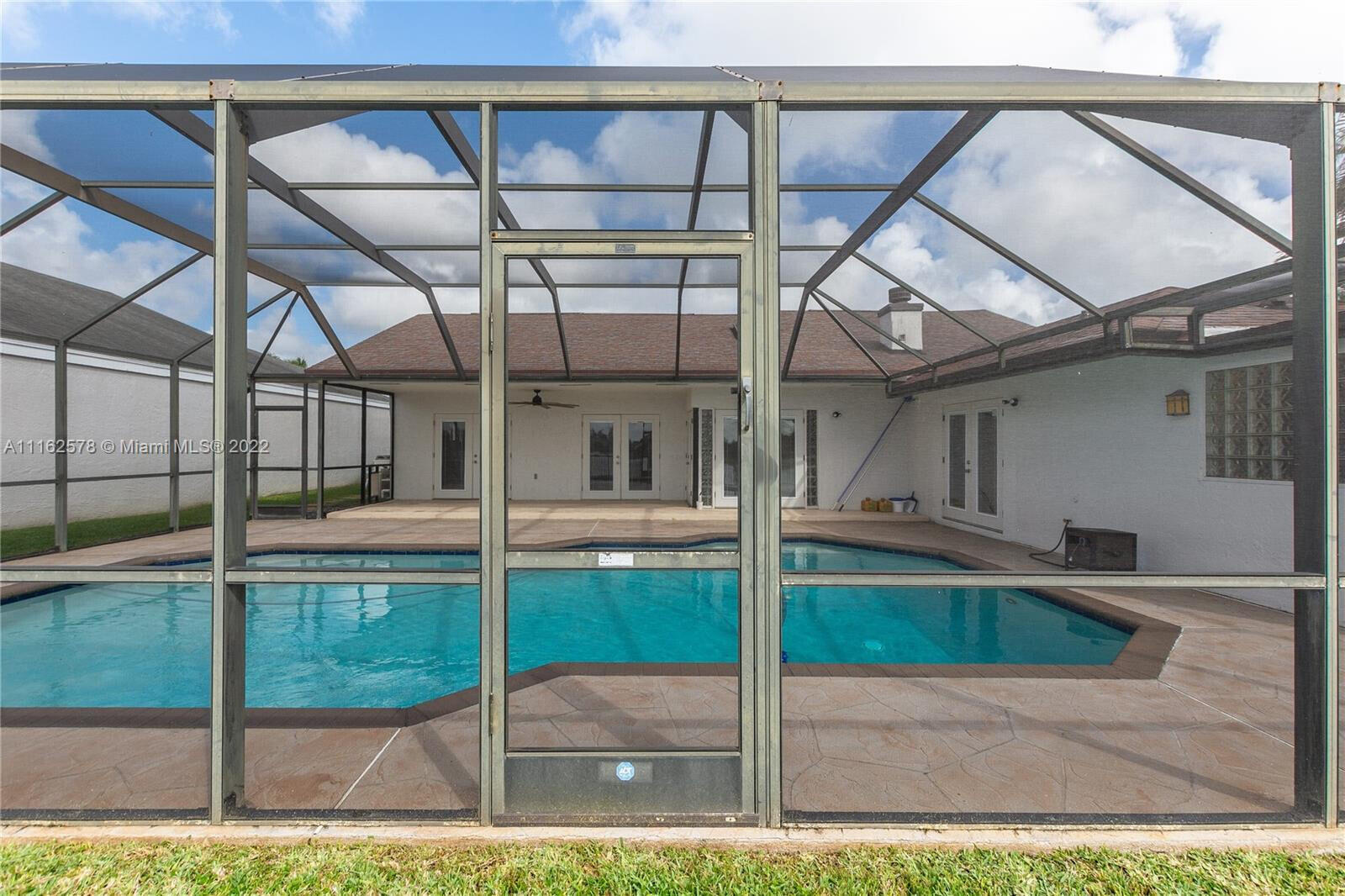 COUNTRY LANDING SEC 2 - Residential Lease