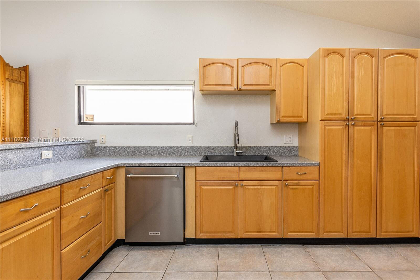 COUNTRY LANDING SEC 2 - Residential Lease