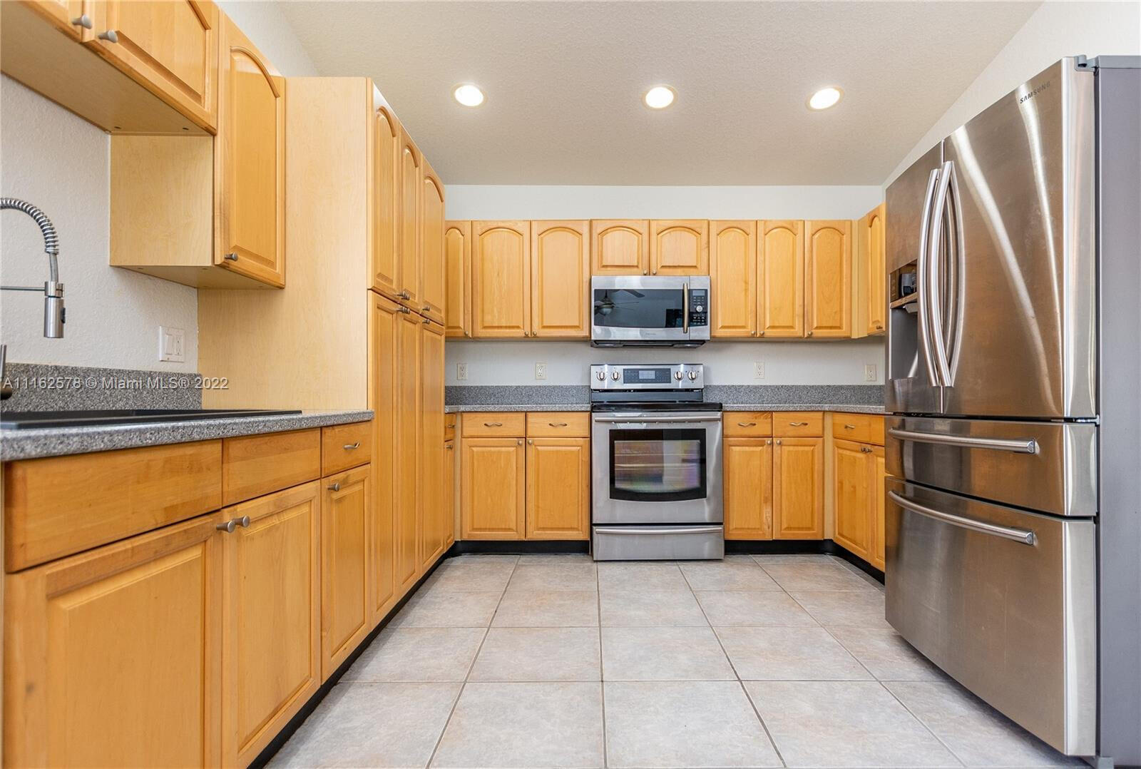 COUNTRY LANDING SEC 2 - Residential Lease