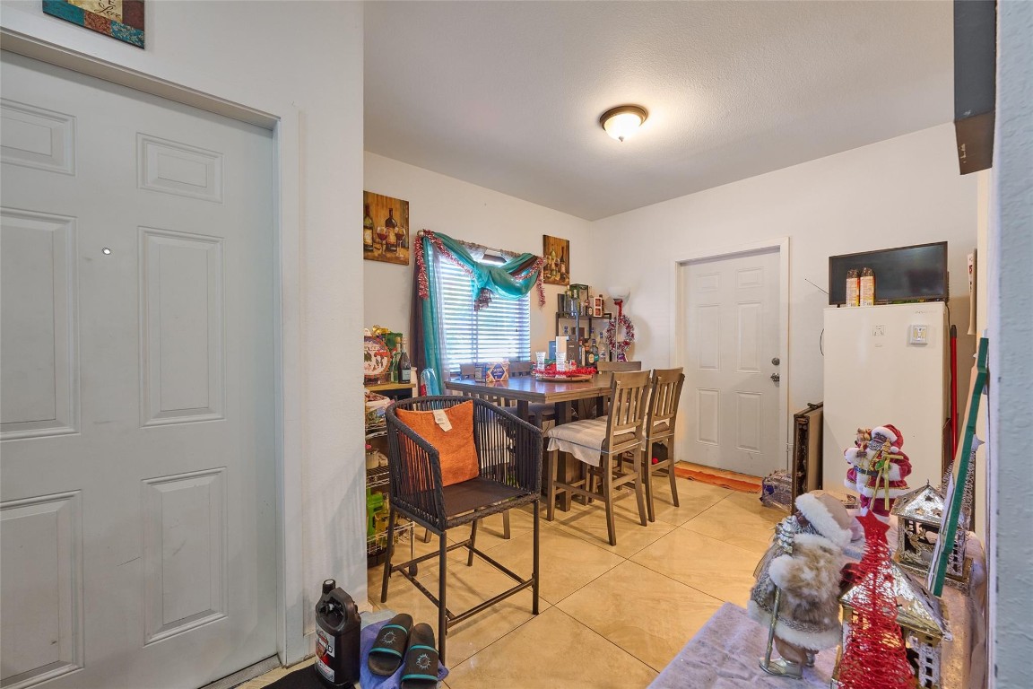 Seminole Lawn - Residential