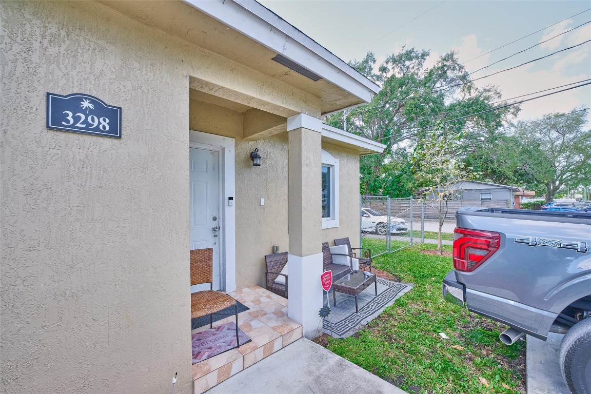 Seminole Lawn - Residential