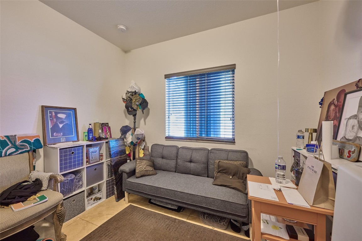 Seminole Lawn - Residential