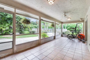 PALM BEACH COUNTRY ESTATES - Residential