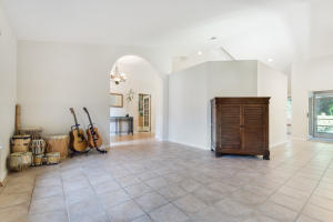 PALM BEACH COUNTRY ESTATES - Residential