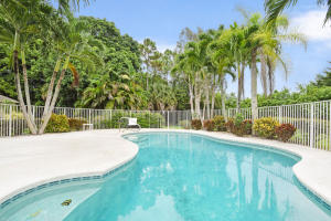 PALM BEACH COUNTRY ESTATES - Residential