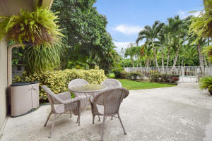 PALM BEACH COUNTRY ESTATES - Residential