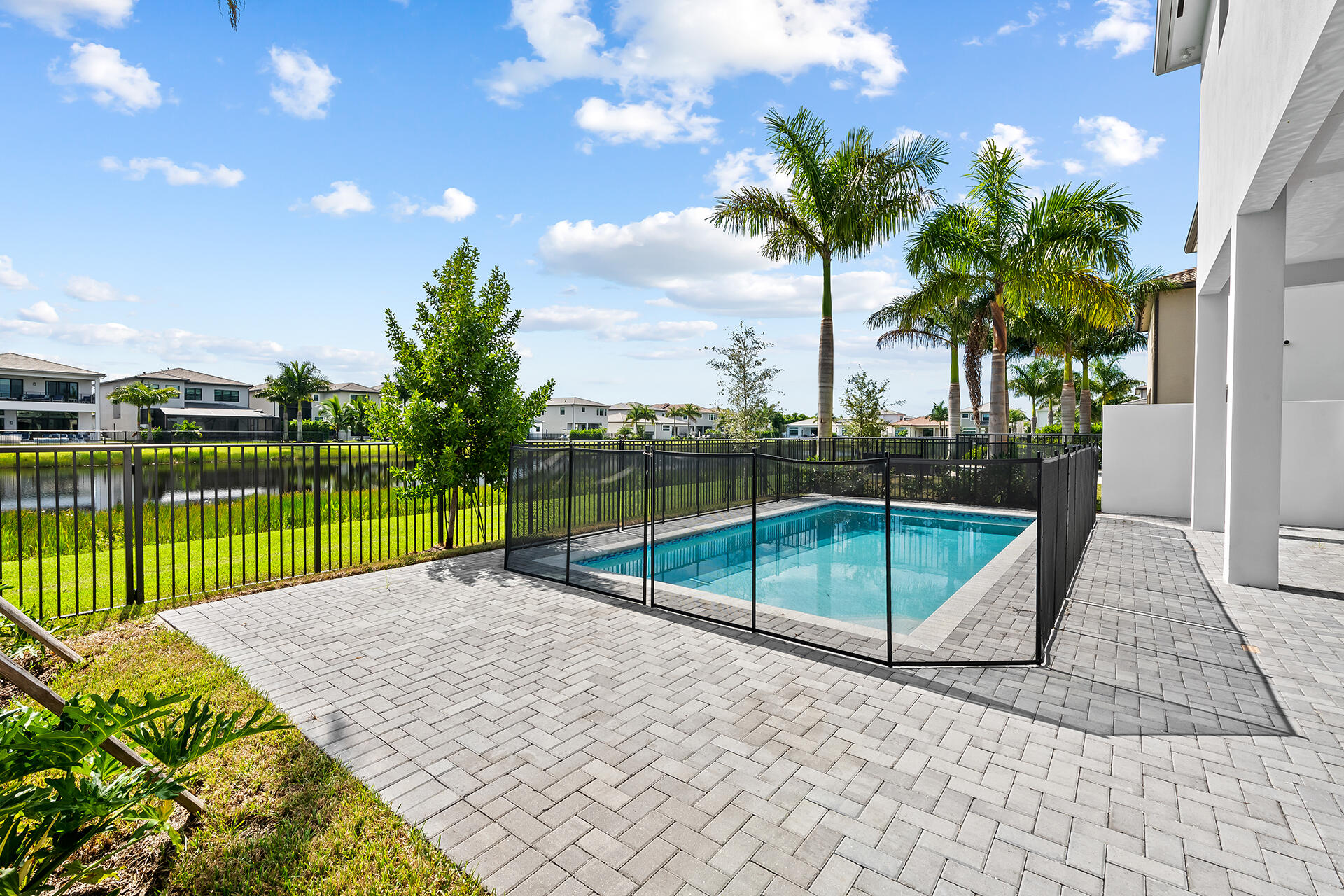 BOCA BRIDGES - Residential