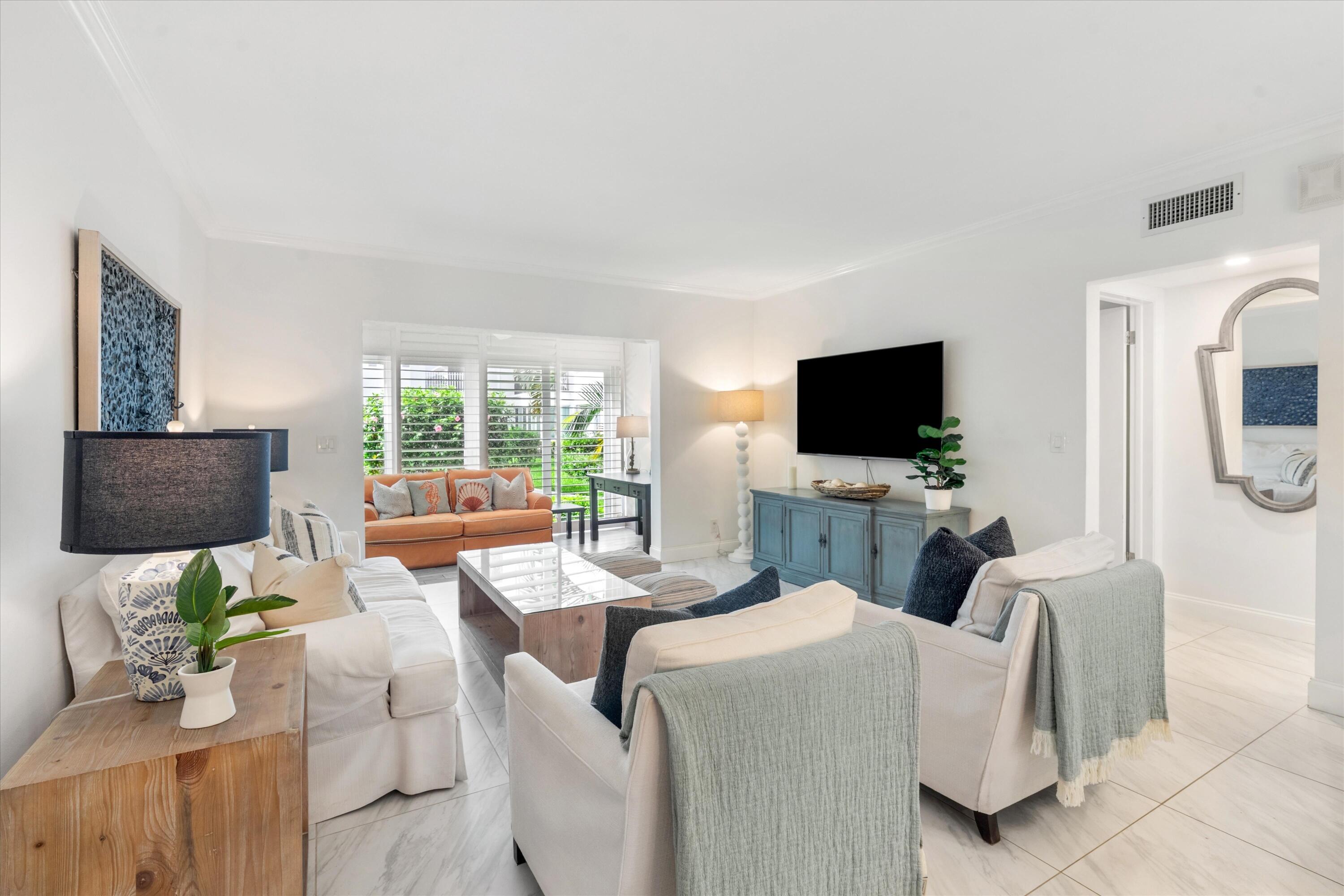 IMPERIAL MANOR CONDO - Residential