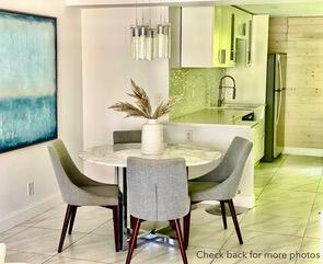 1015 Ingraham Avenue 9