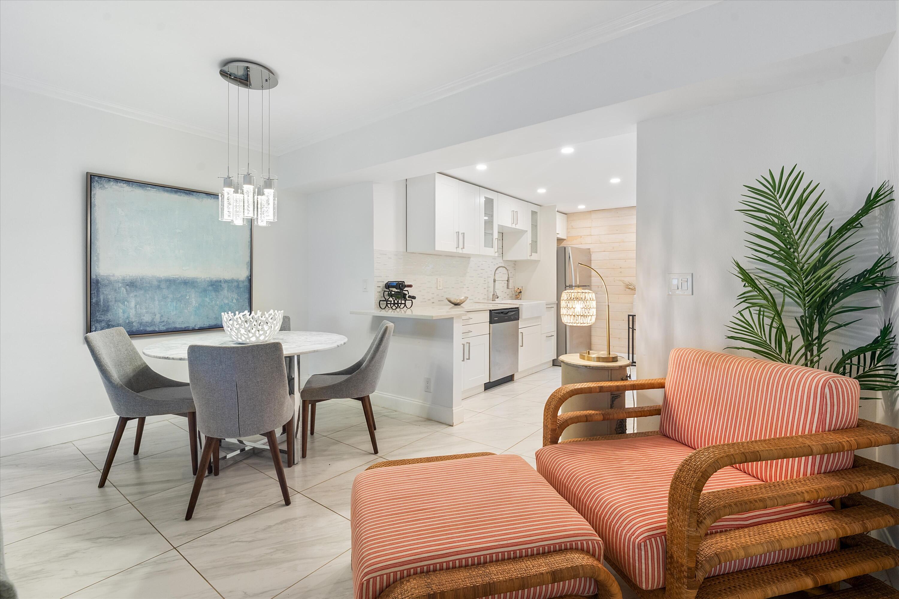 IMPERIAL MANOR CONDO - Residential