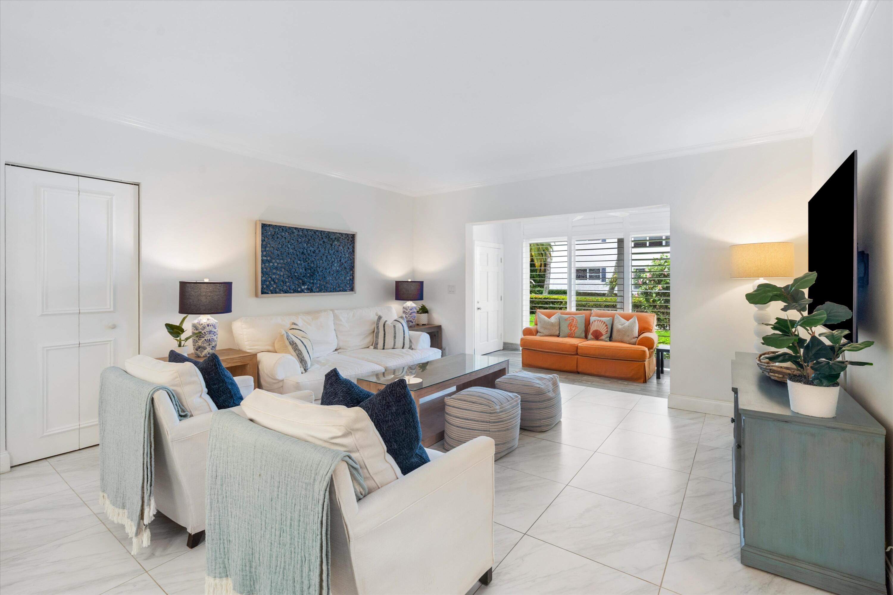 IMPERIAL MANOR CONDO - Residential