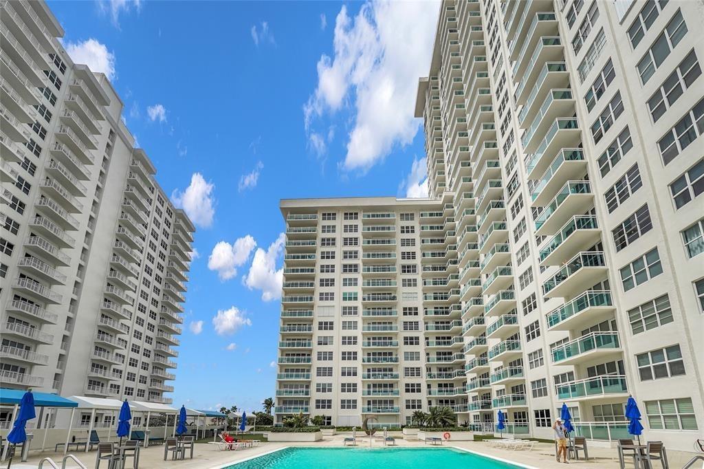 Playa Del Mar - Residential