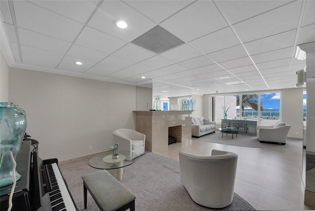 Playa Del Mar - Residential