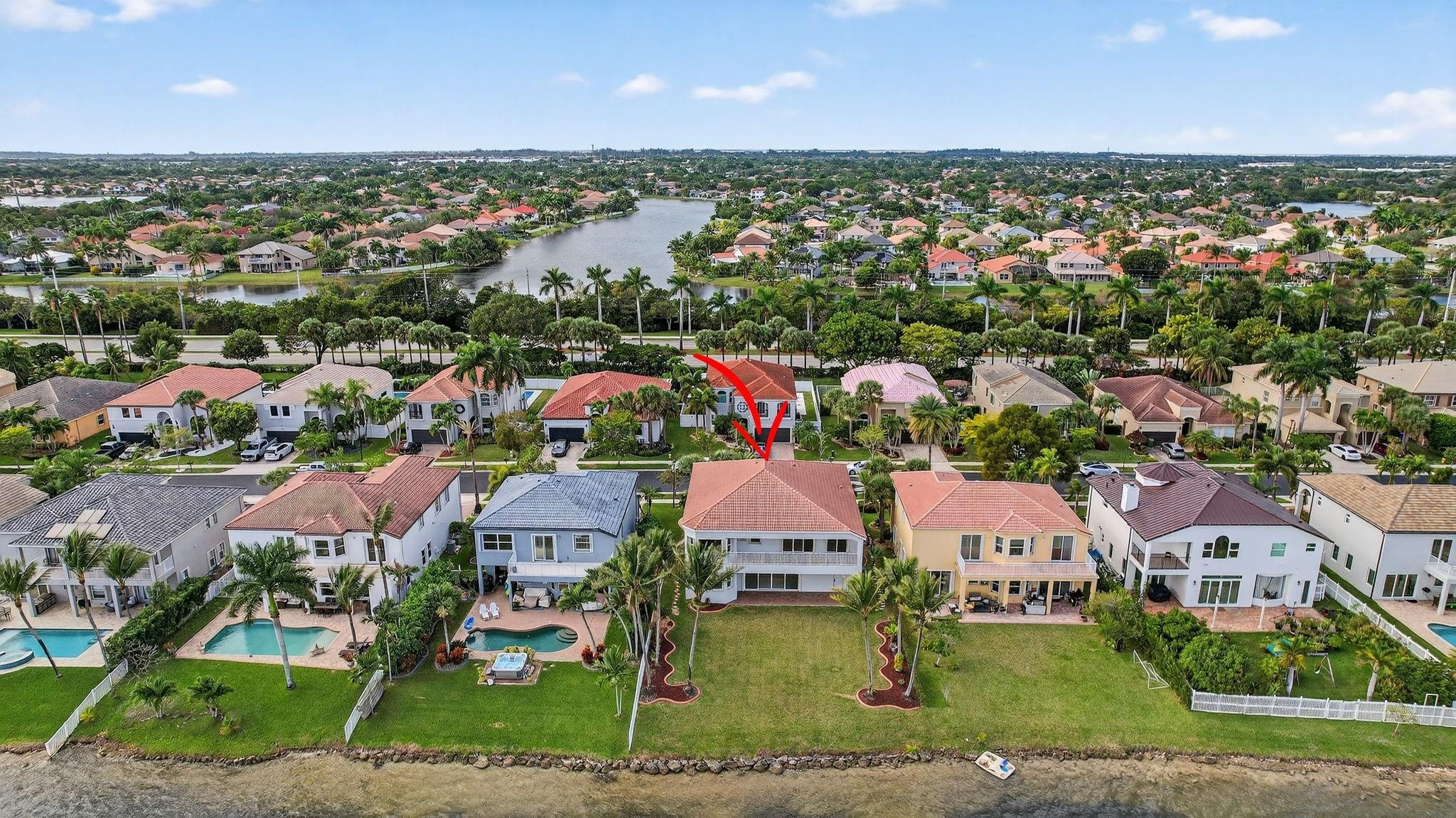 Sessa Eight 168-2 B - Residential