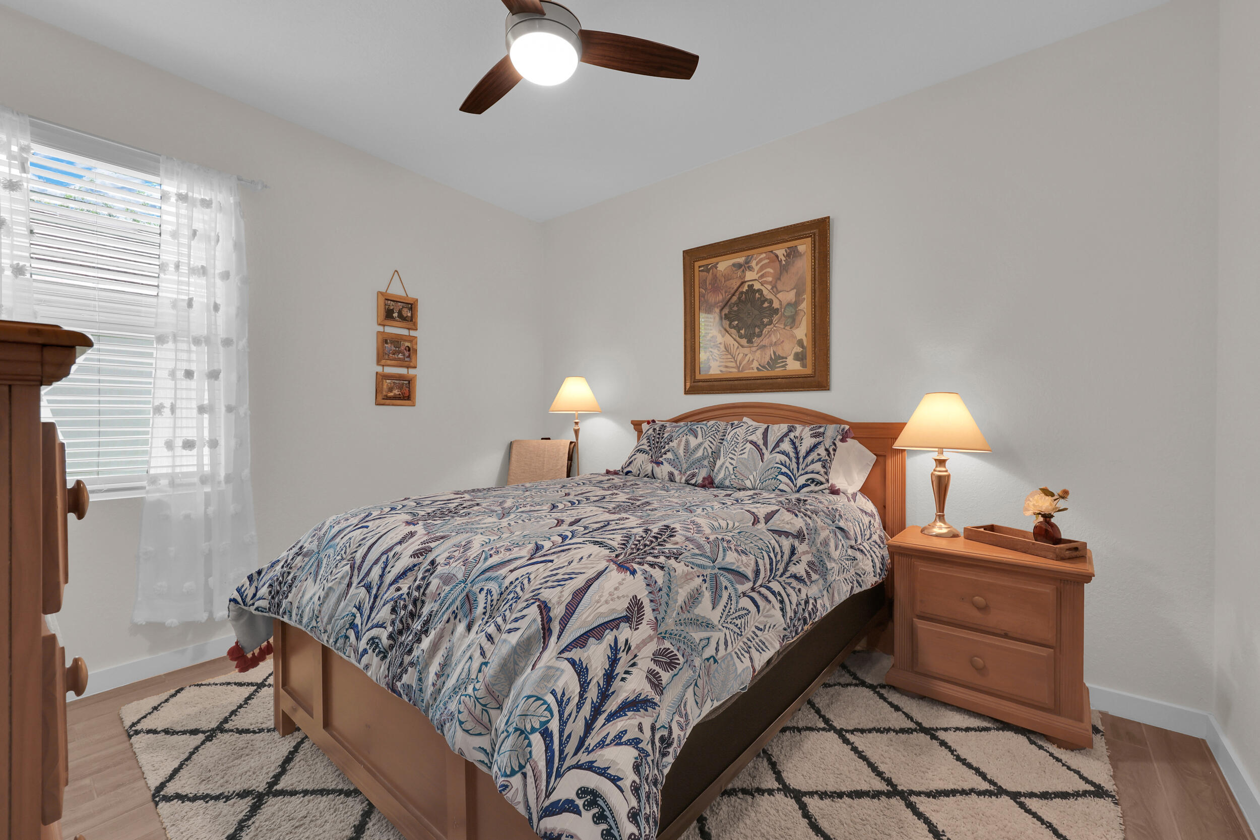 BERRY GROVE - Residential
