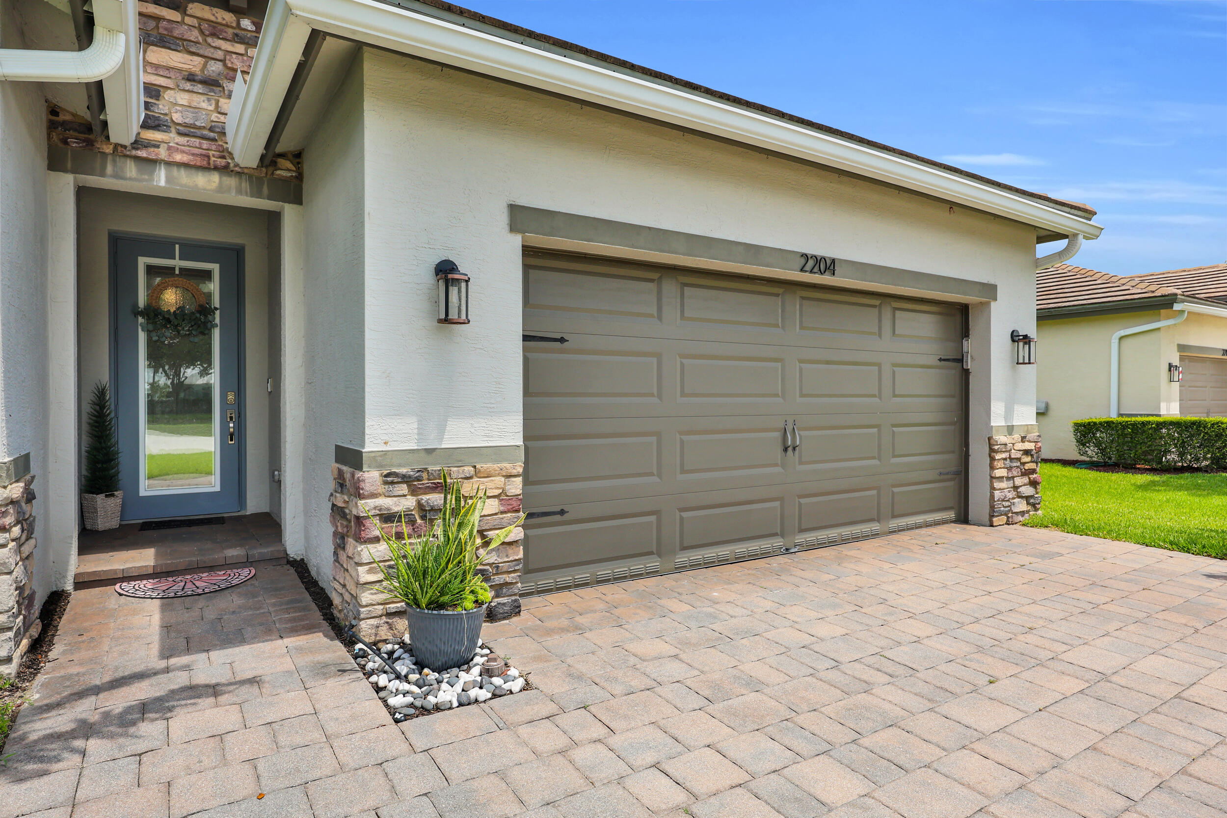 BERRY GROVE - Residential