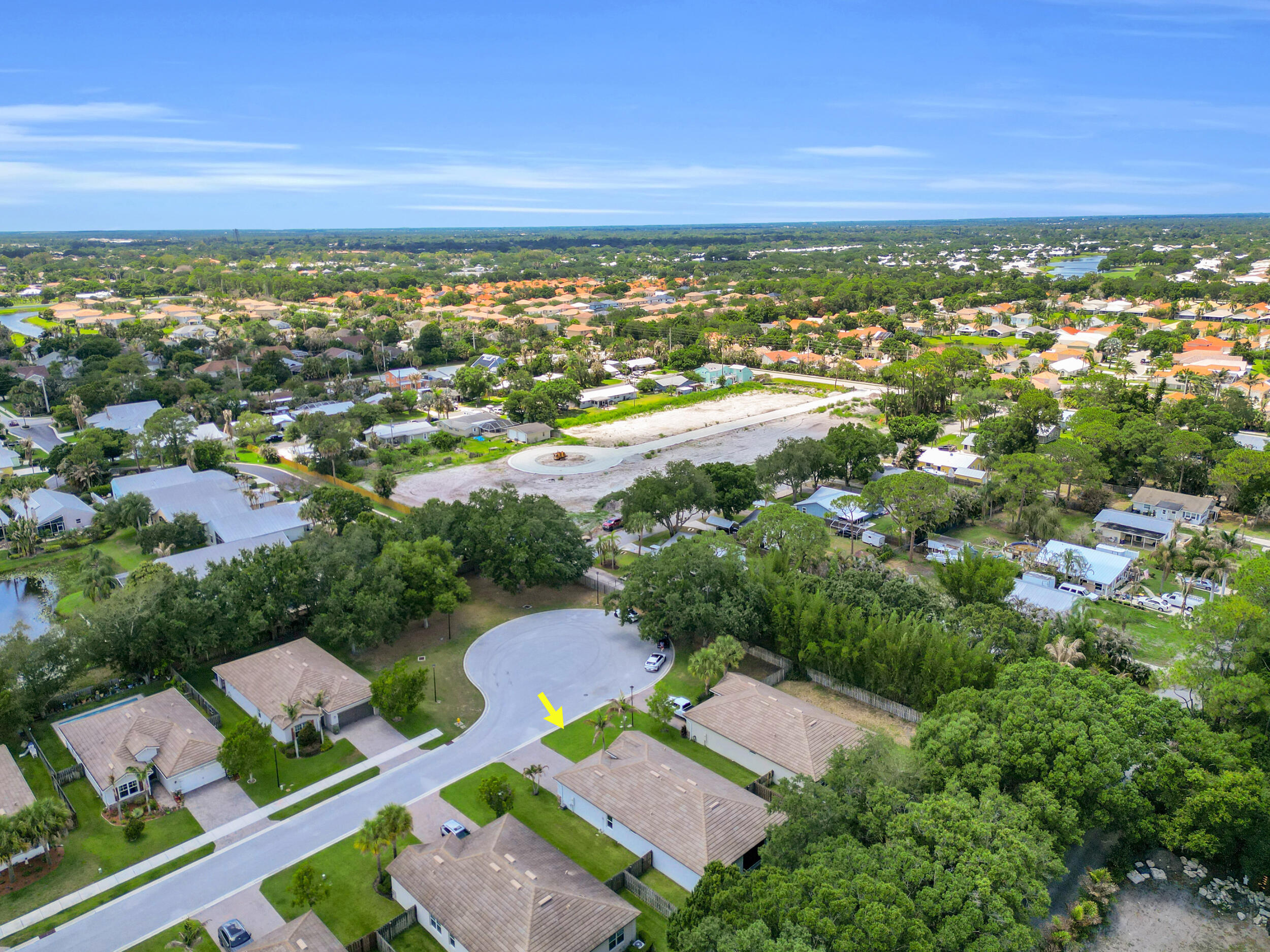 BERRY GROVE - Residential