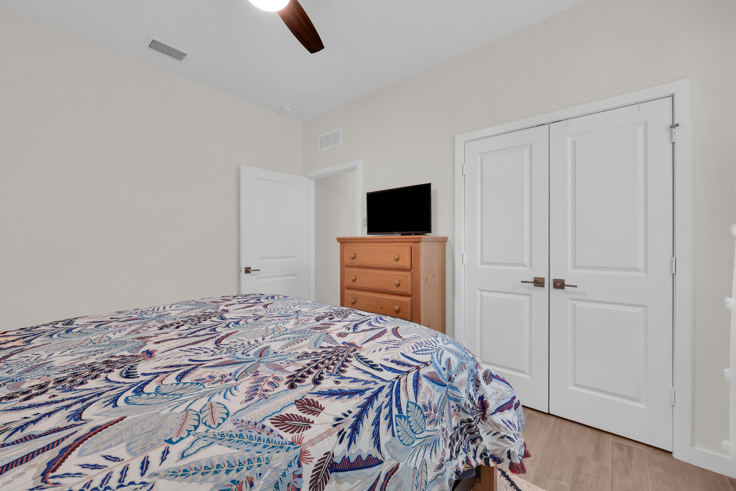BERRY GROVE - Residential