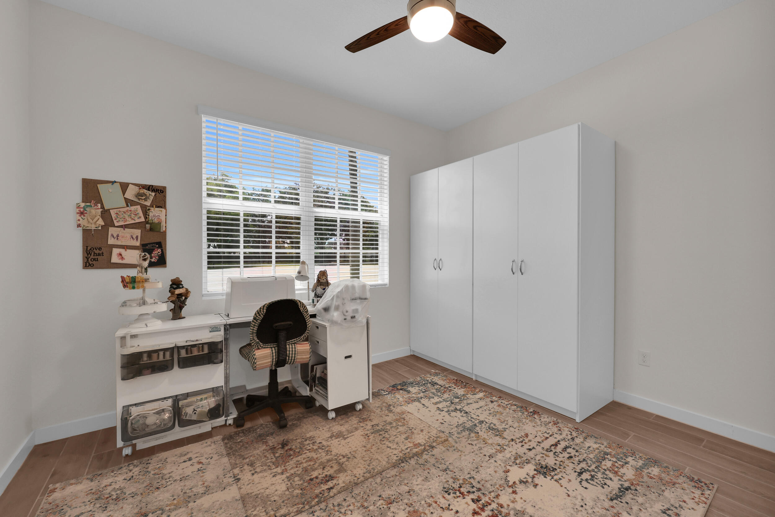 BERRY GROVE - Residential
