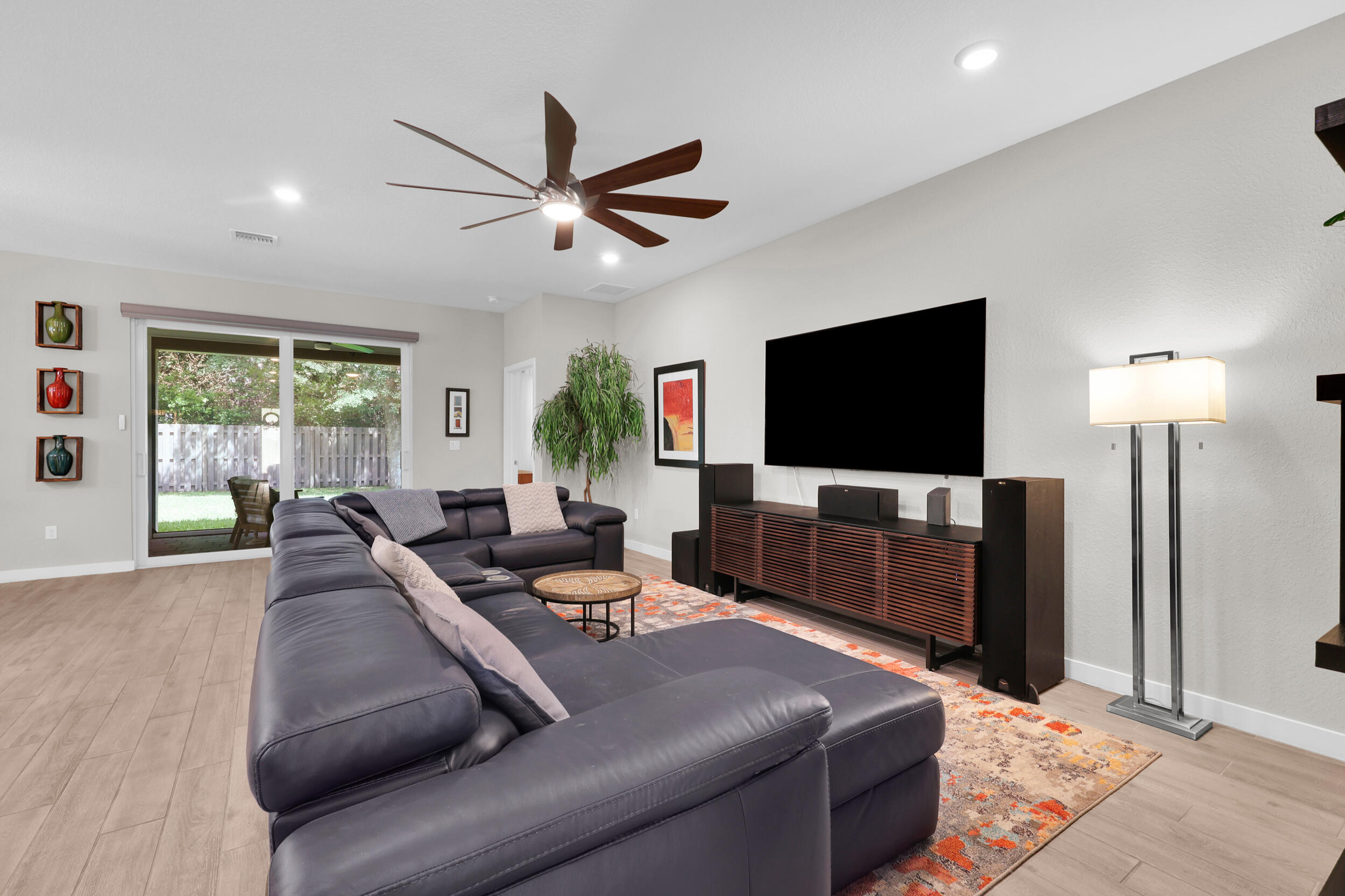 BERRY GROVE - Residential