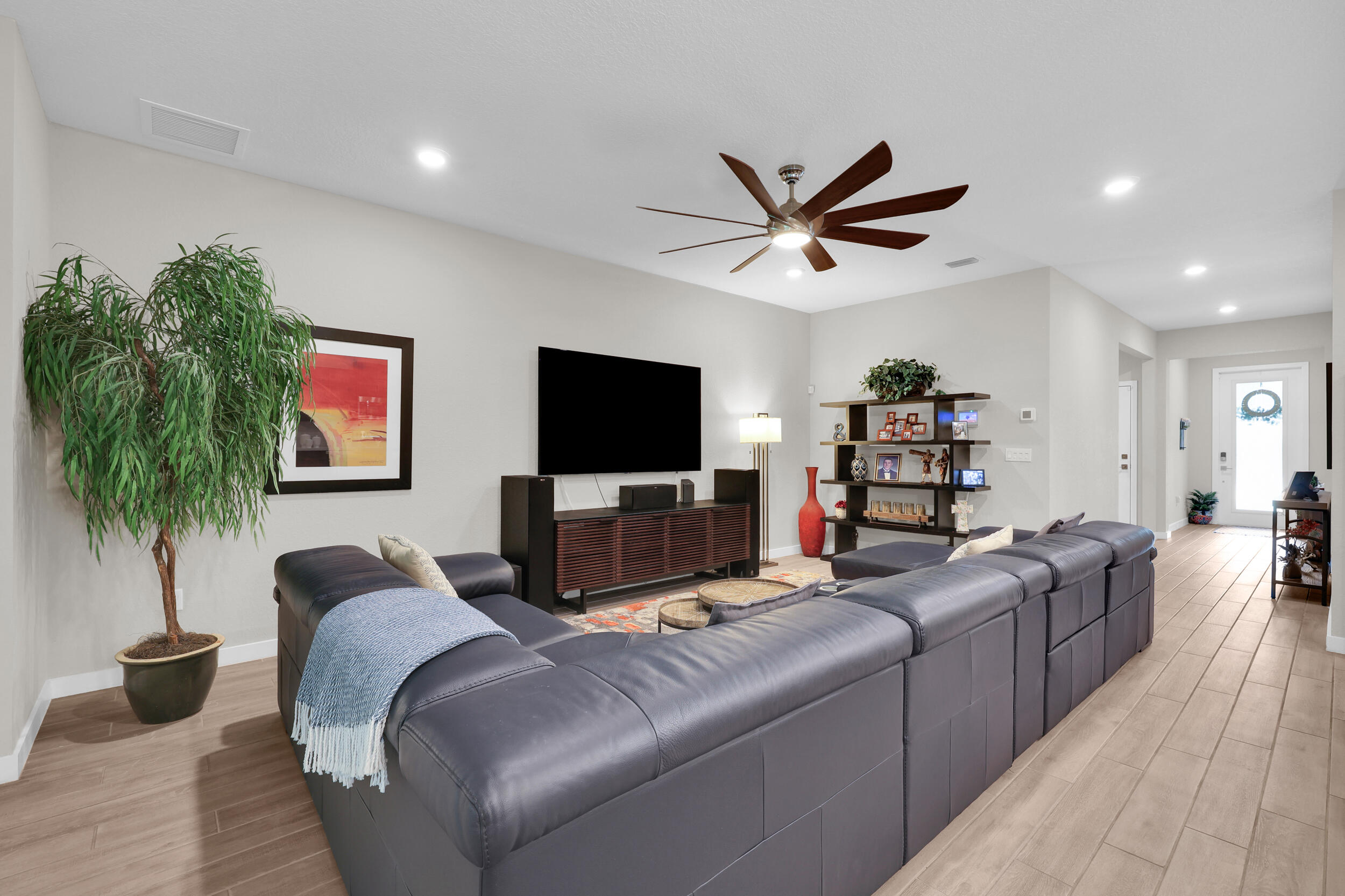 BERRY GROVE - Residential