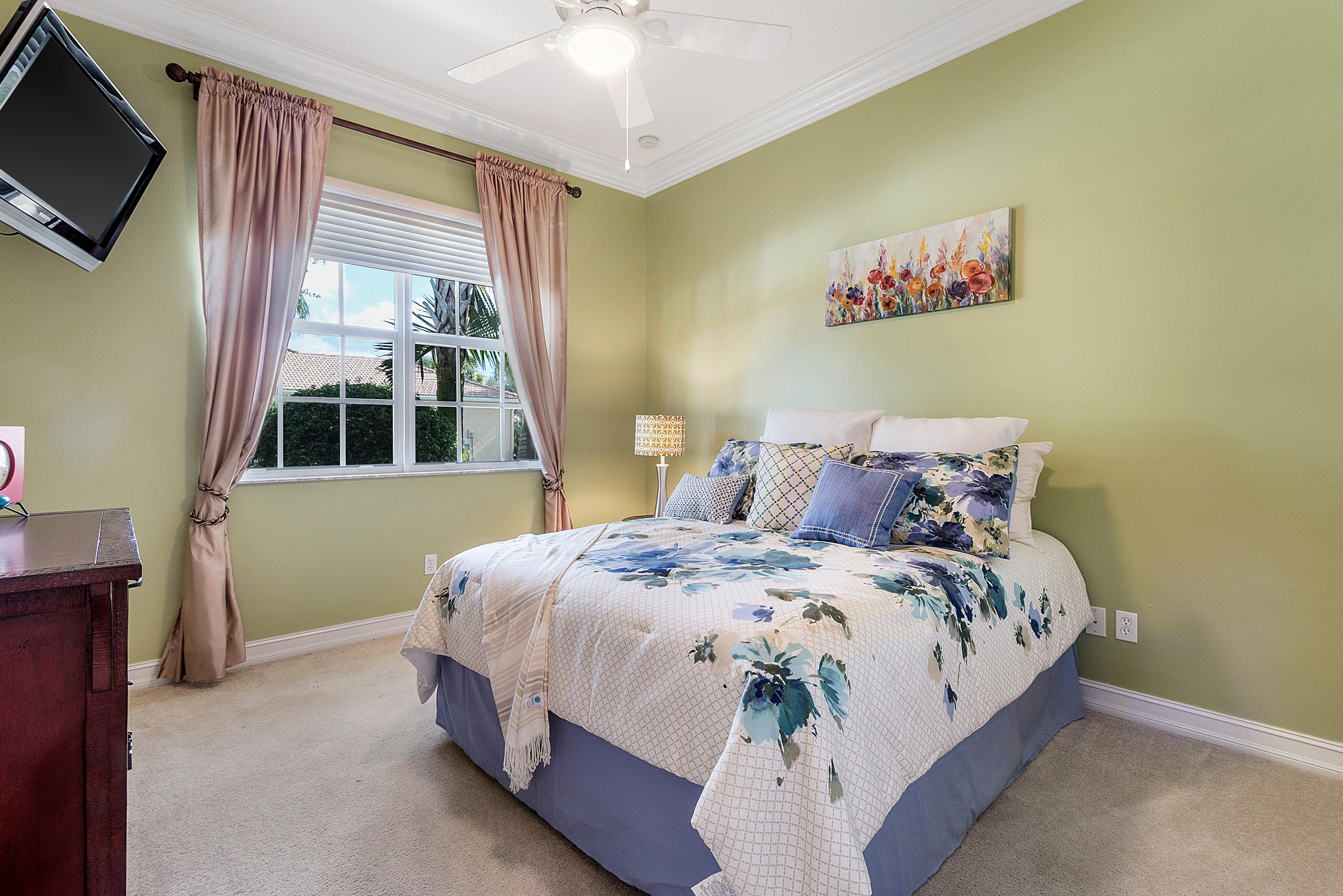 Valencia Pointe - Residential