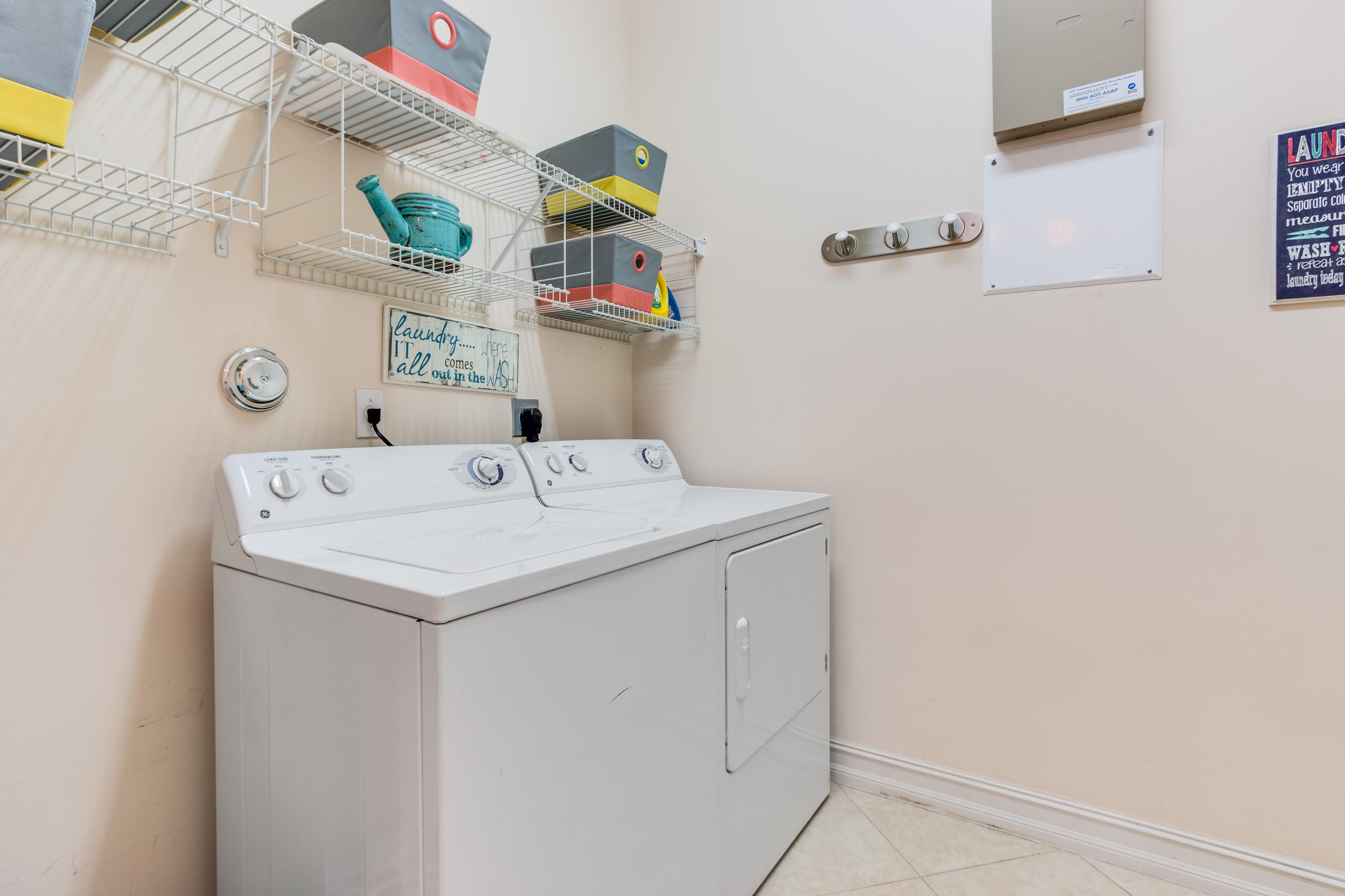 Valencia Pointe - Residential