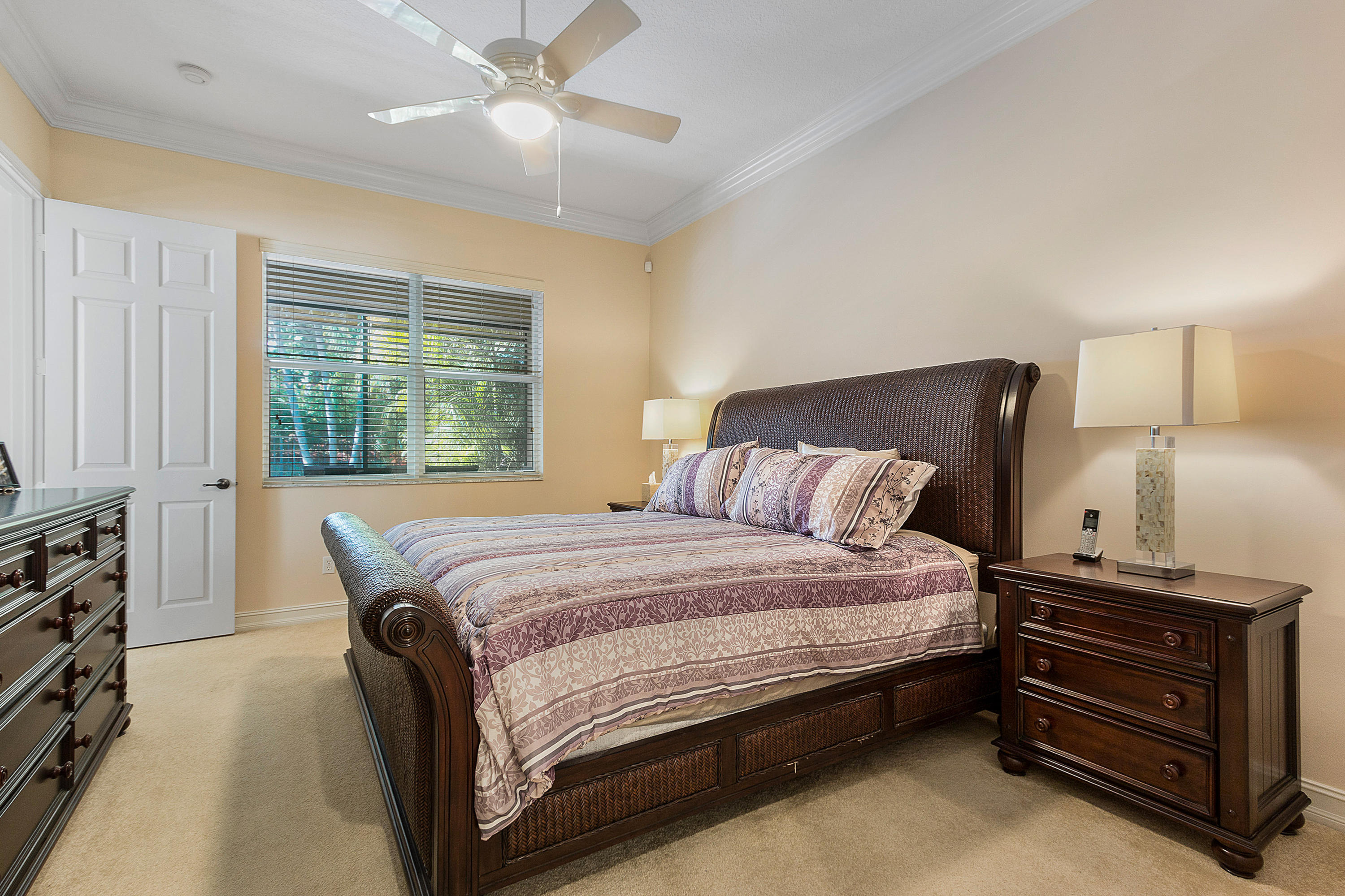 Valencia Pointe - Residential