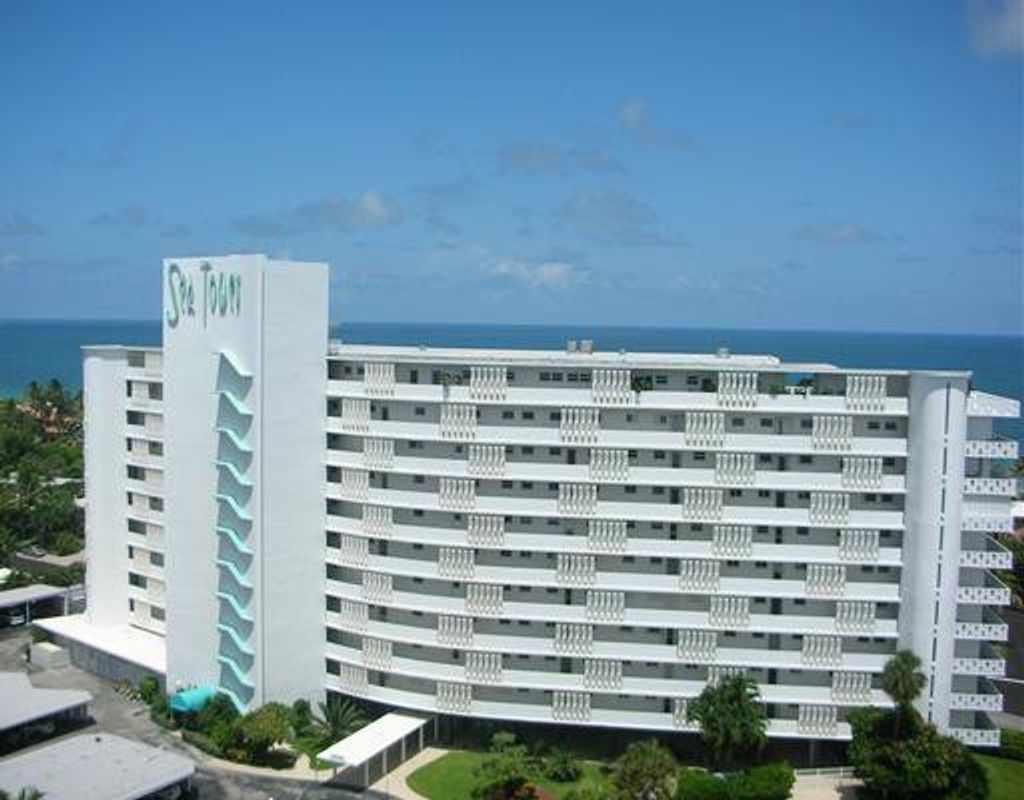 Photo of 2840 N Ocean Boulevard #906, Fort Lauderdale, FL 33308 (MLS # F10522784)