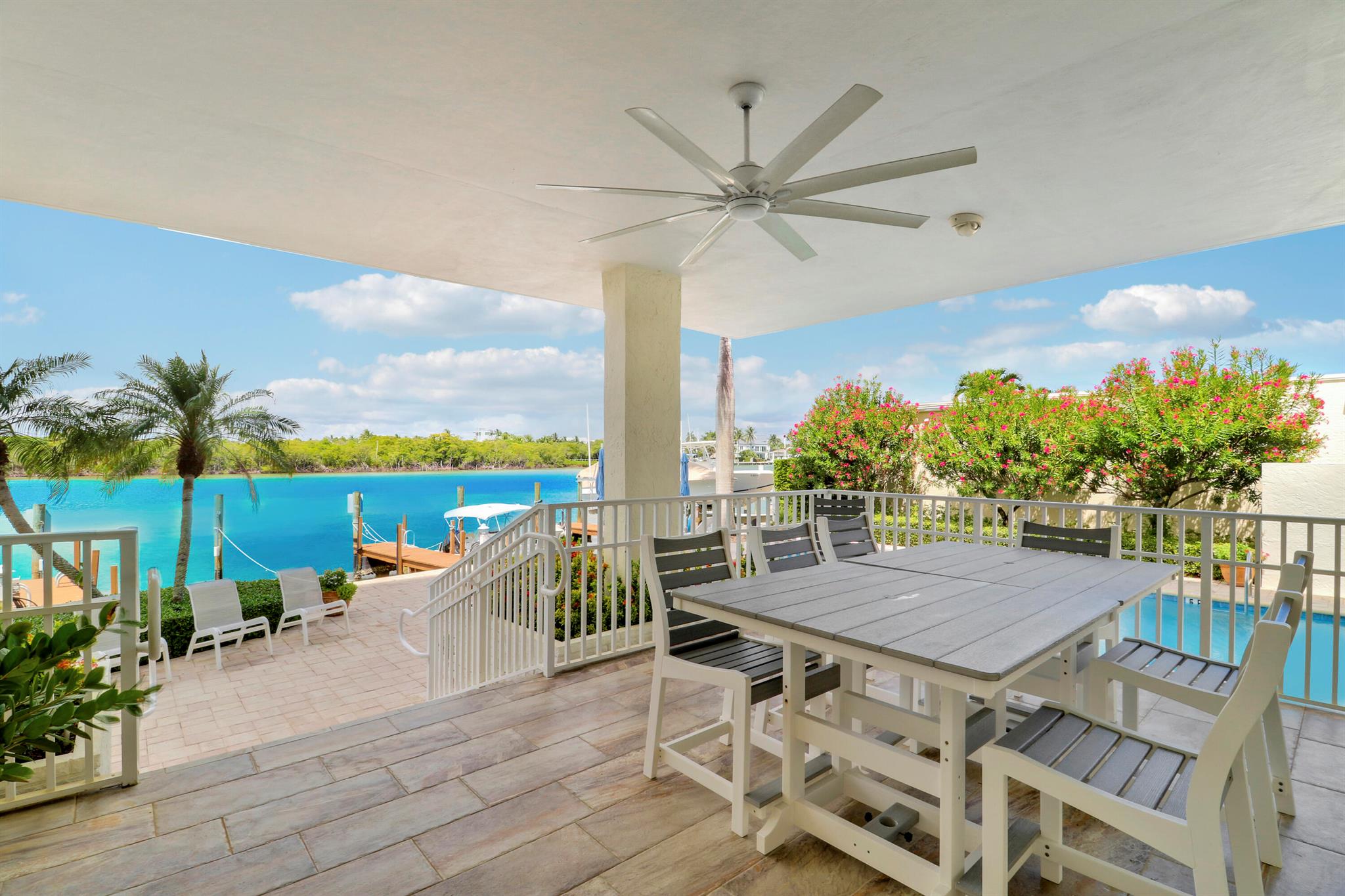 LA MAR CONDO APTS DECL - Residential Lease