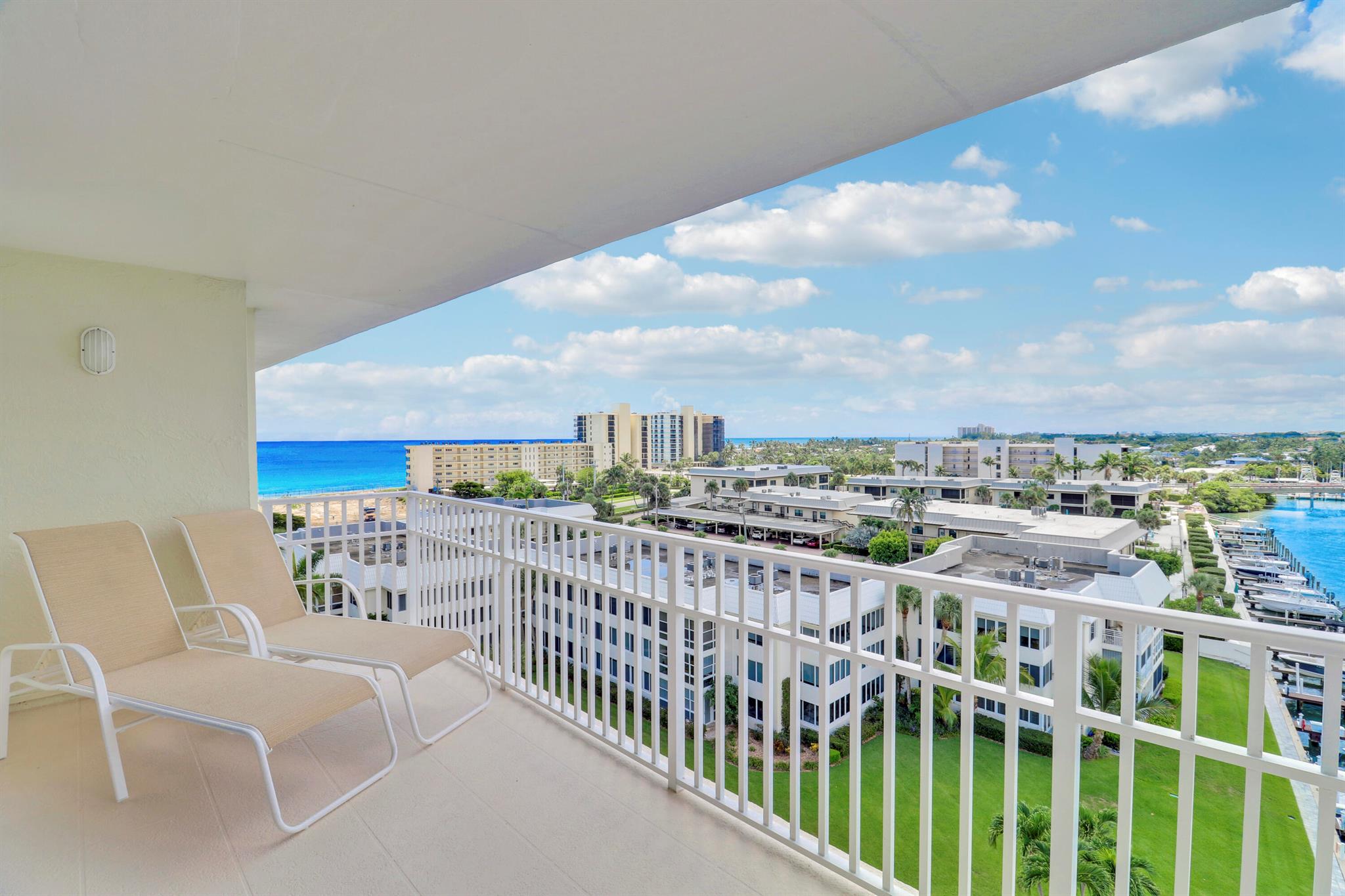 LA MAR CONDO APTS DECL - Residential Lease