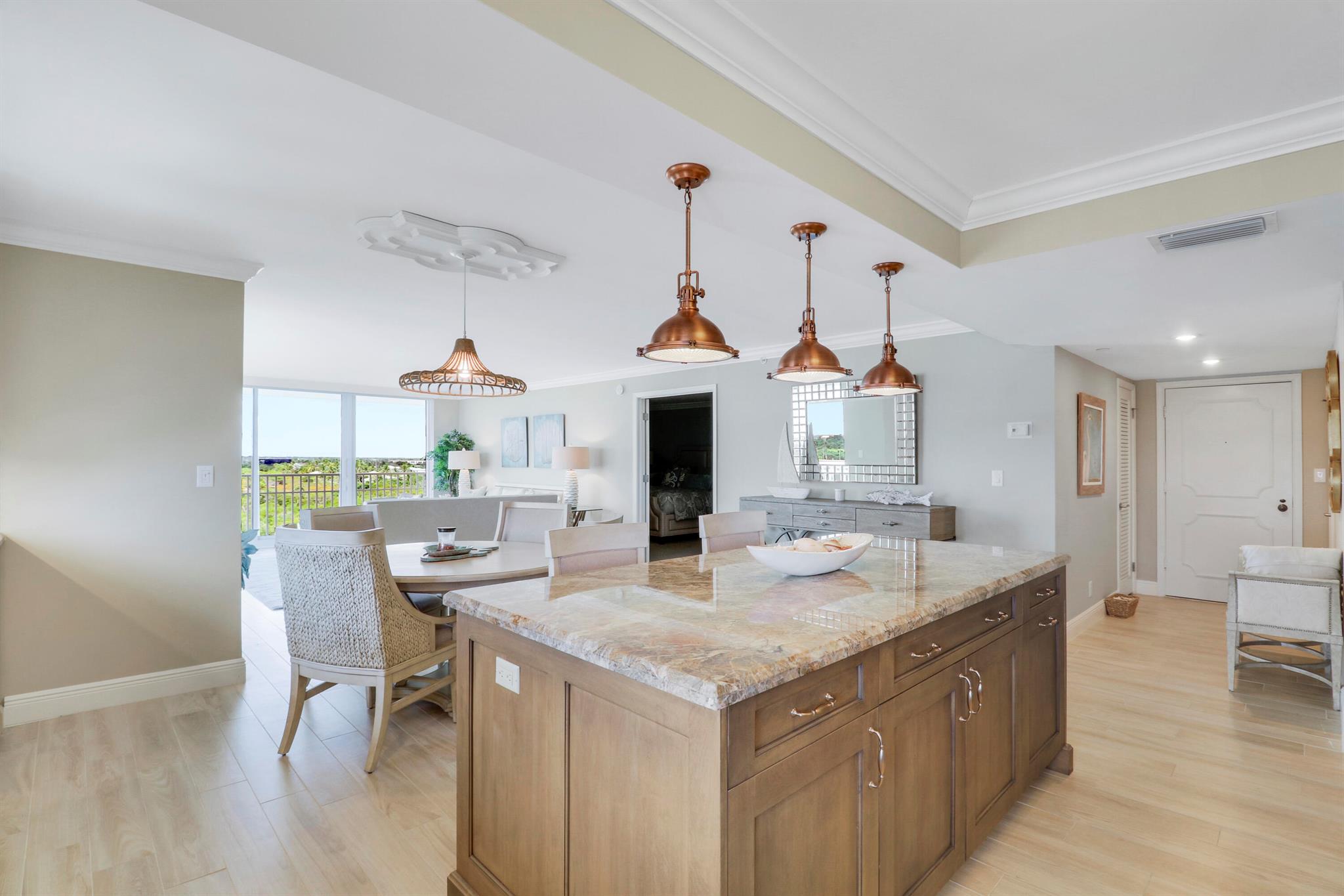 LA MAR CONDO APTS DECL - Residential Lease
