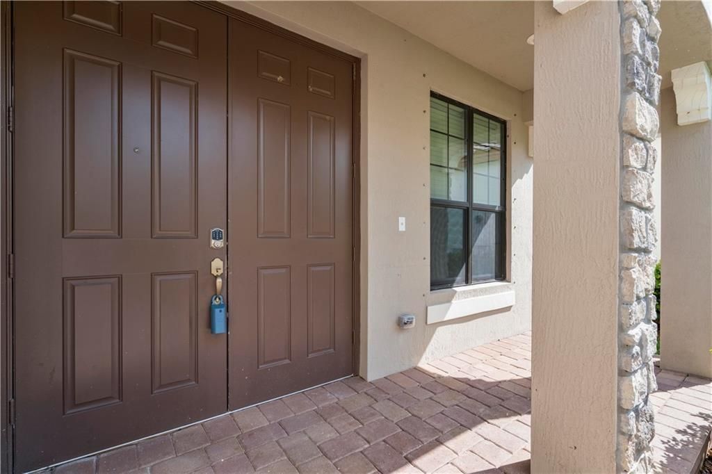 Photo of 8857 Willow Cove Lane, Lake Worth, FL 33467 (MLS # F10516285)