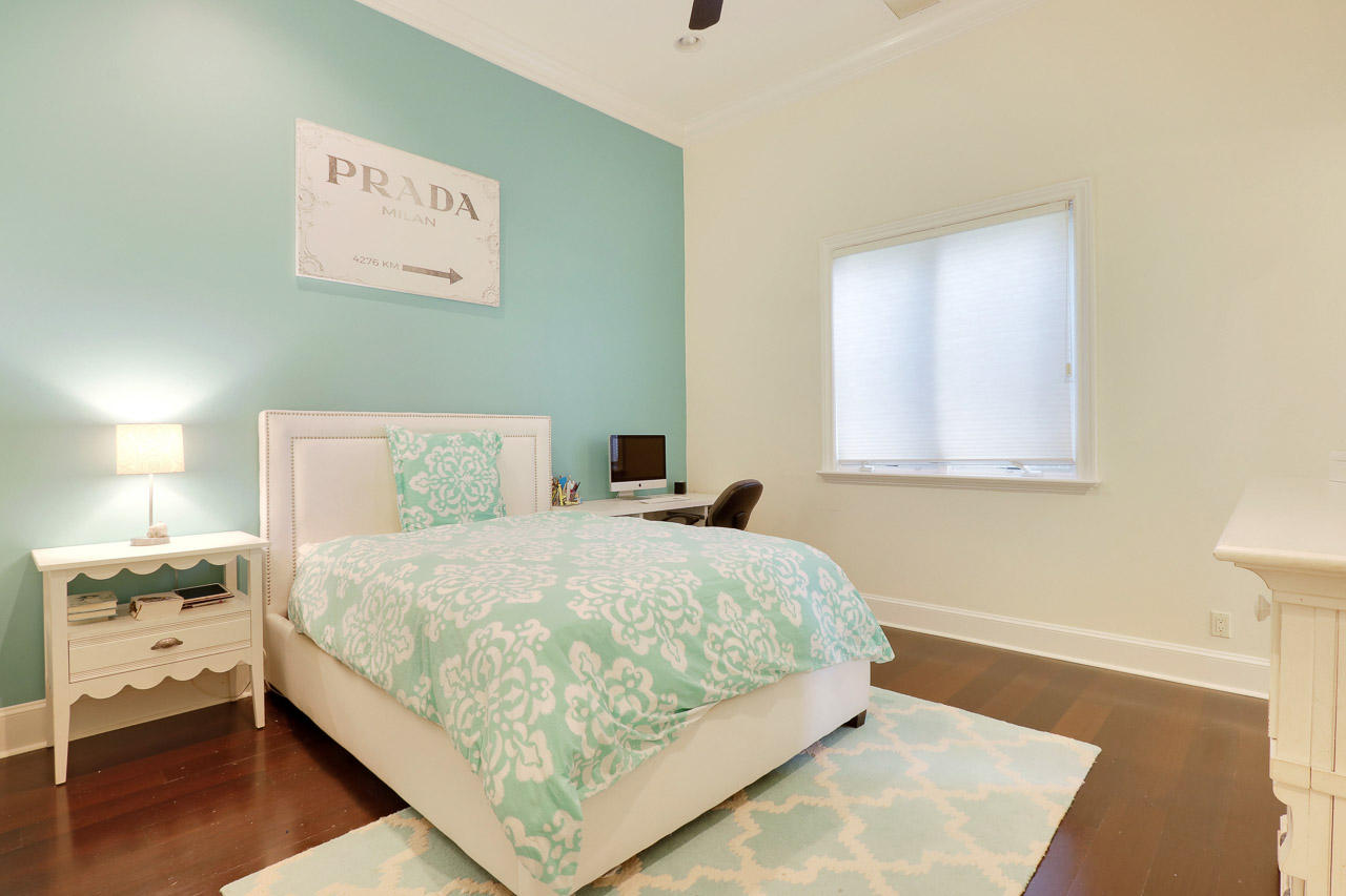 Old Palm - Residential