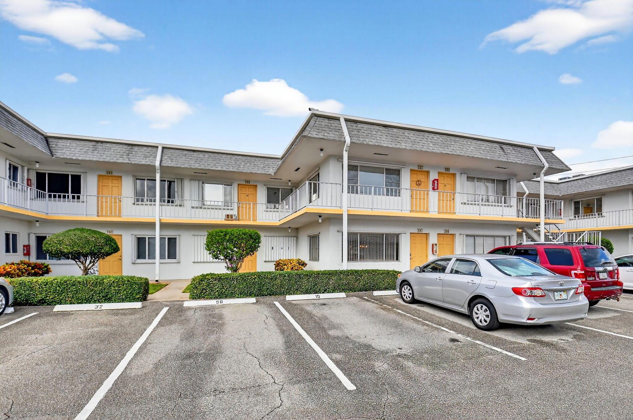 View photos, virtual tours, details... 3240 Lake Osborne Drive 107