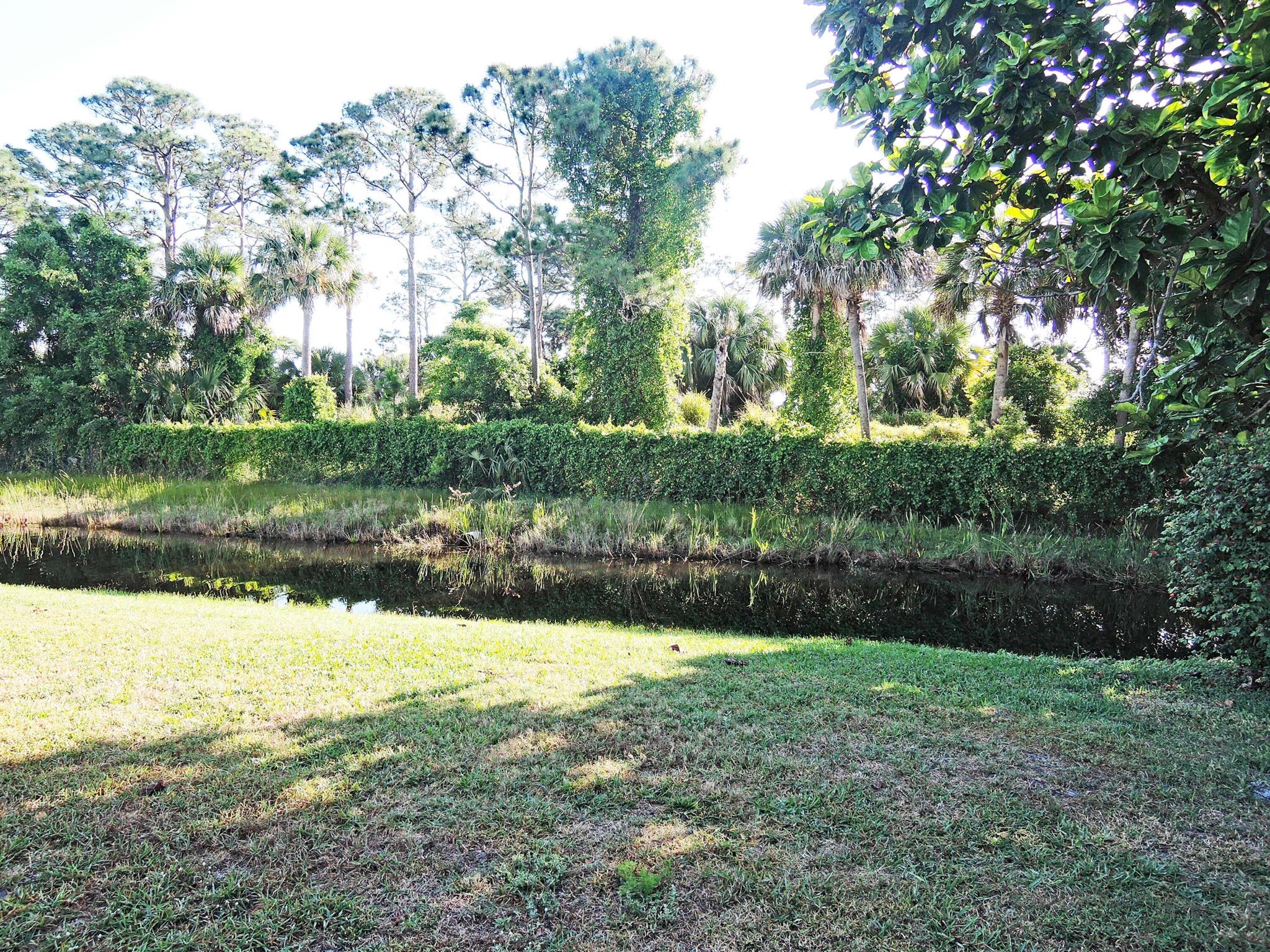 Fort Pierce, Florida 34982, United States, 2 Bedrooms Bedrooms, ,2 BathroomsBathrooms,Residential,Active,209588