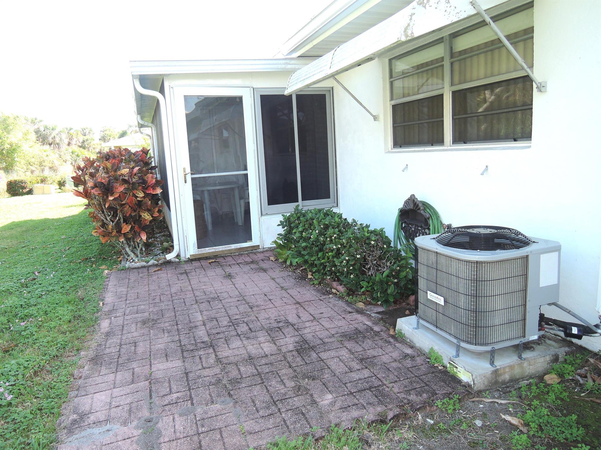 Fort Pierce, Florida 34982, United States, 2 Bedrooms Bedrooms, ,2 BathroomsBathrooms,Residential,Active,209588