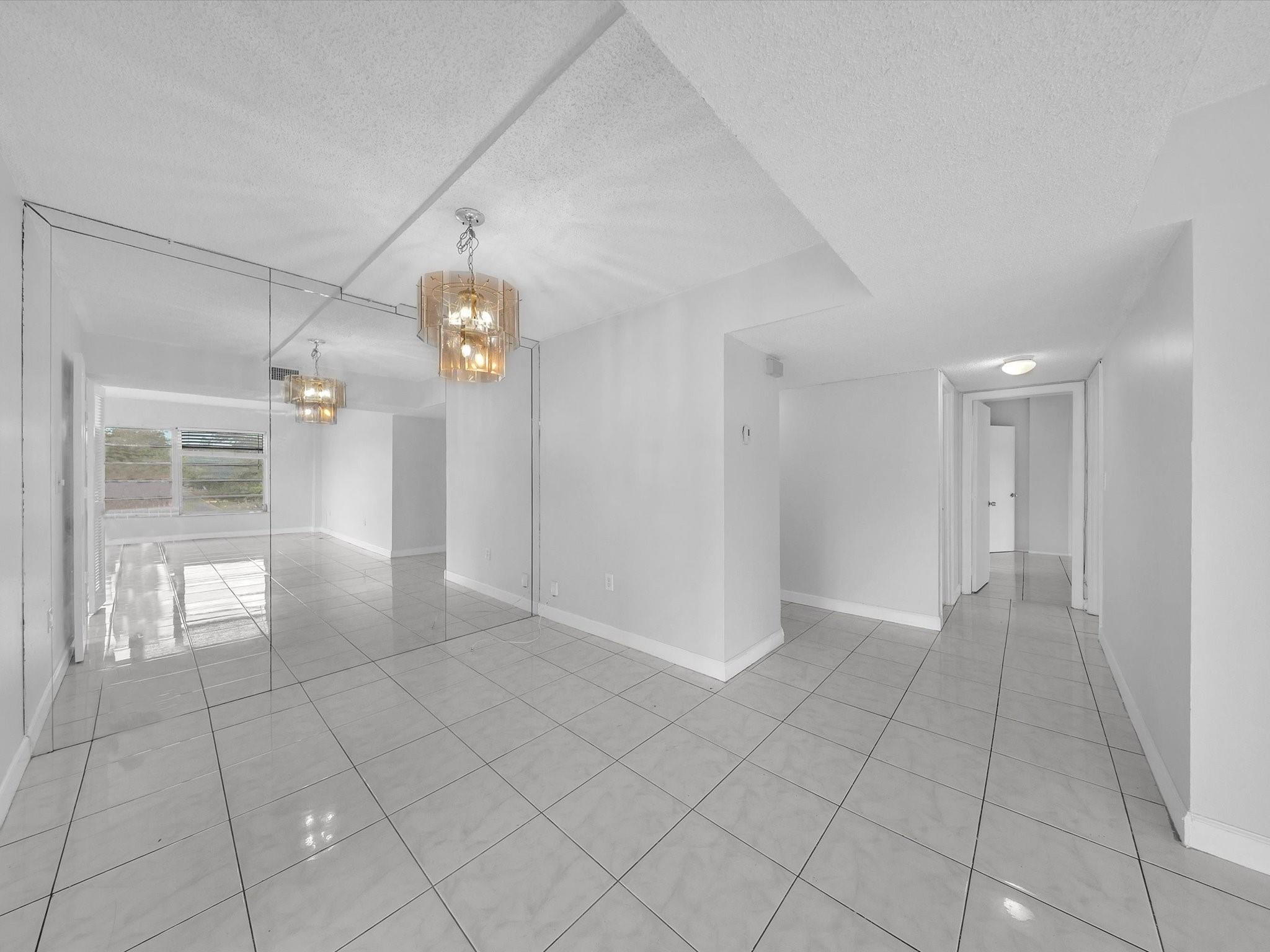 The Manors Of Inverrary I - Residential Lease