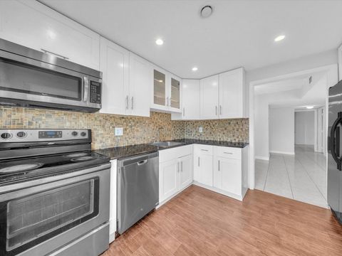 4156 Inverrary Drive 301 Lauderhill FL 33319