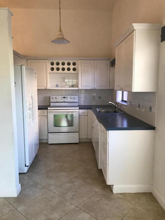 Trends At Boca Raton - Residential Lease