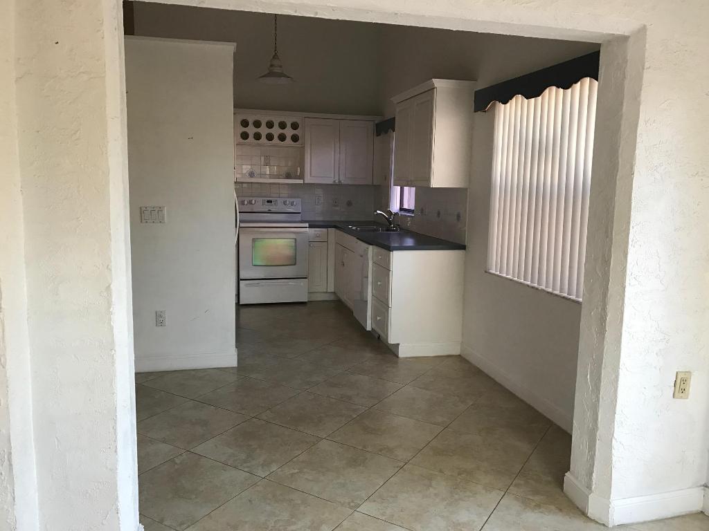 Trends At Boca Raton - Residential Lease