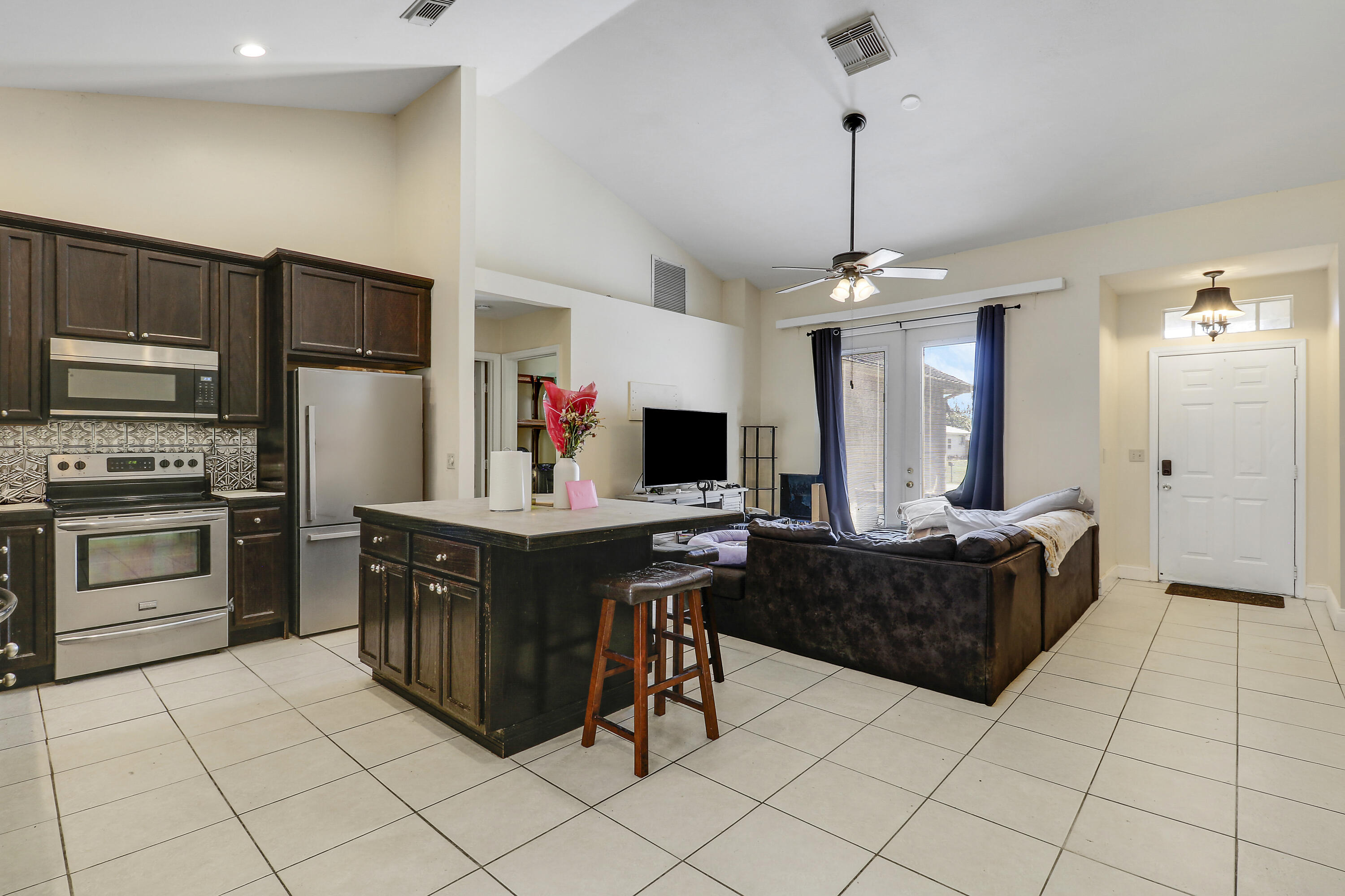 PORT ST LUCIE-SECTION 27 - Residential