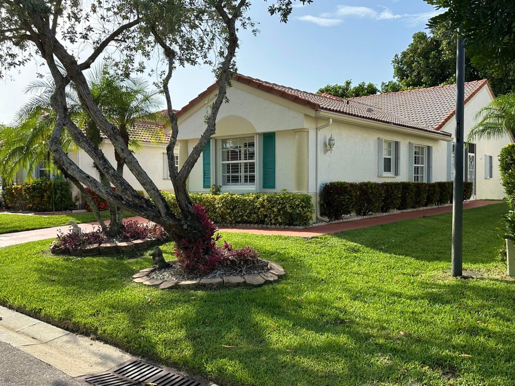 Photo of 6129 Heliconia Road, Delray Beach, FL 33484 (MLS # R11098397)