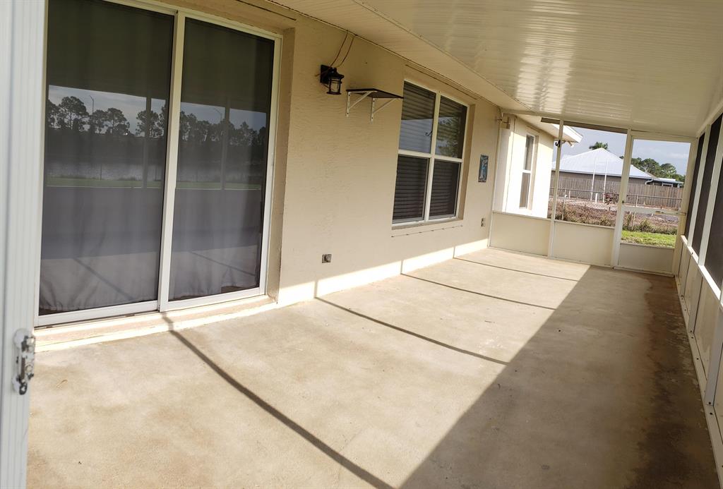 PORT ST LUCIE SECTION 33 - Residential