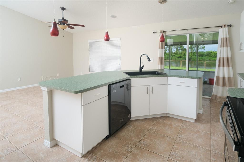 PORT ST LUCIE SECTION 33 - Residential