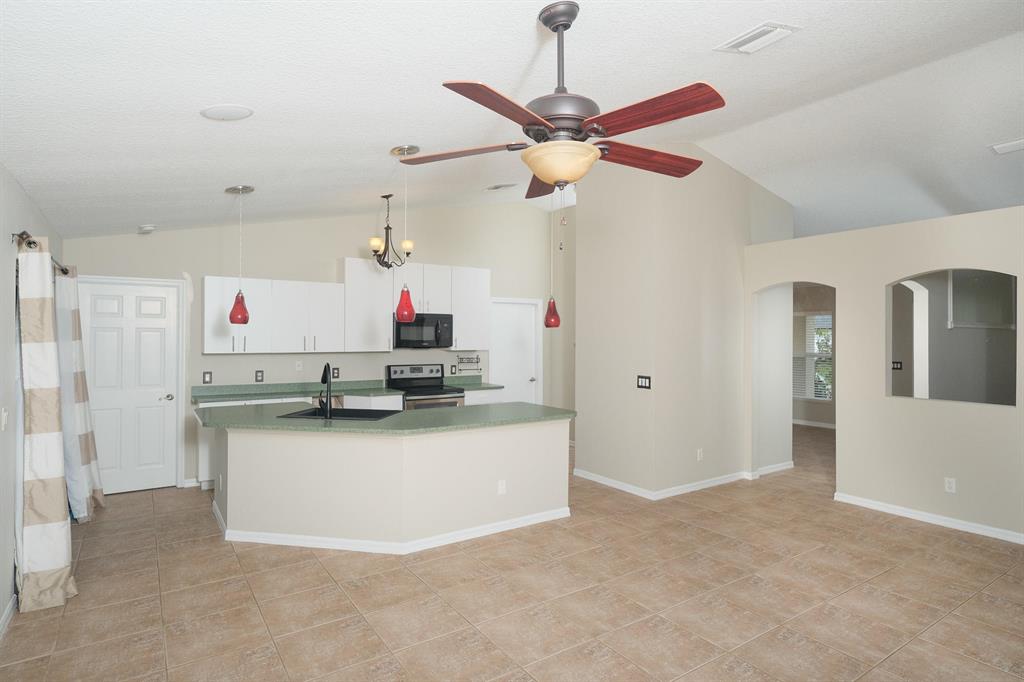 PORT ST LUCIE SECTION 33 - Residential