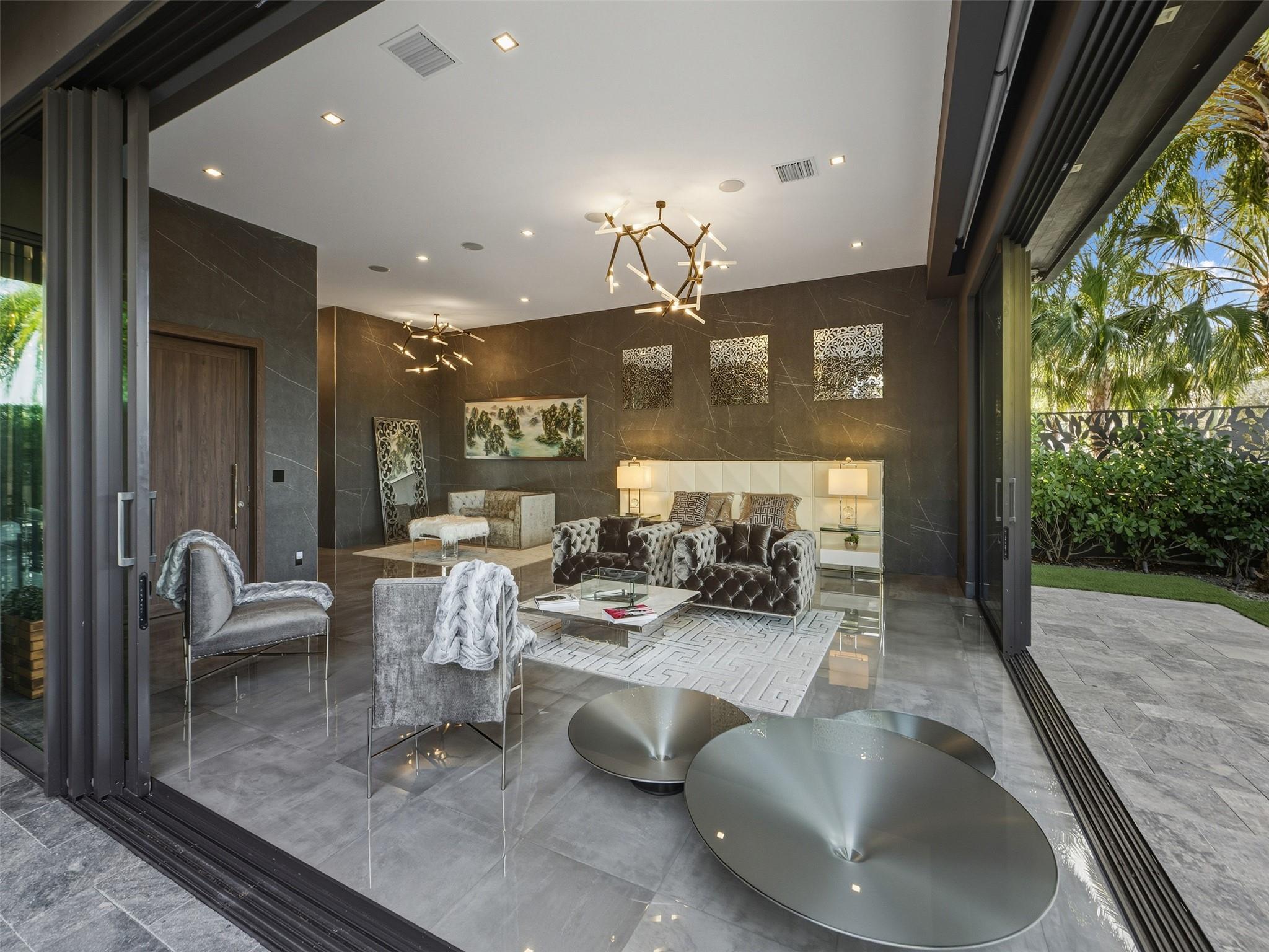 Coral Ridge Country Club - Residential