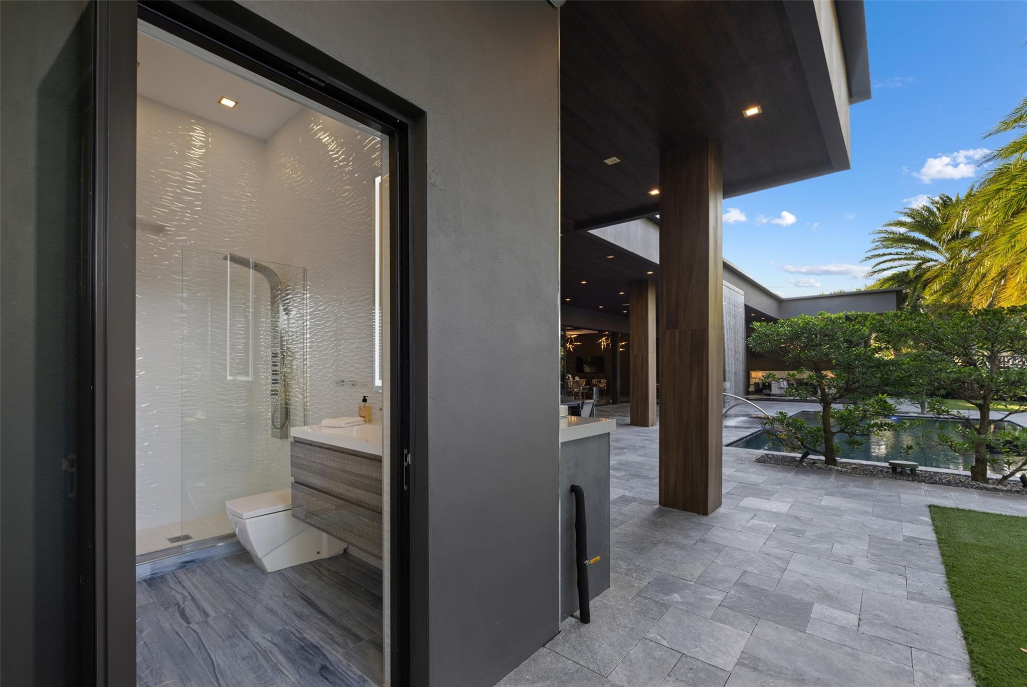 Coral Ridge Country Club - Residential